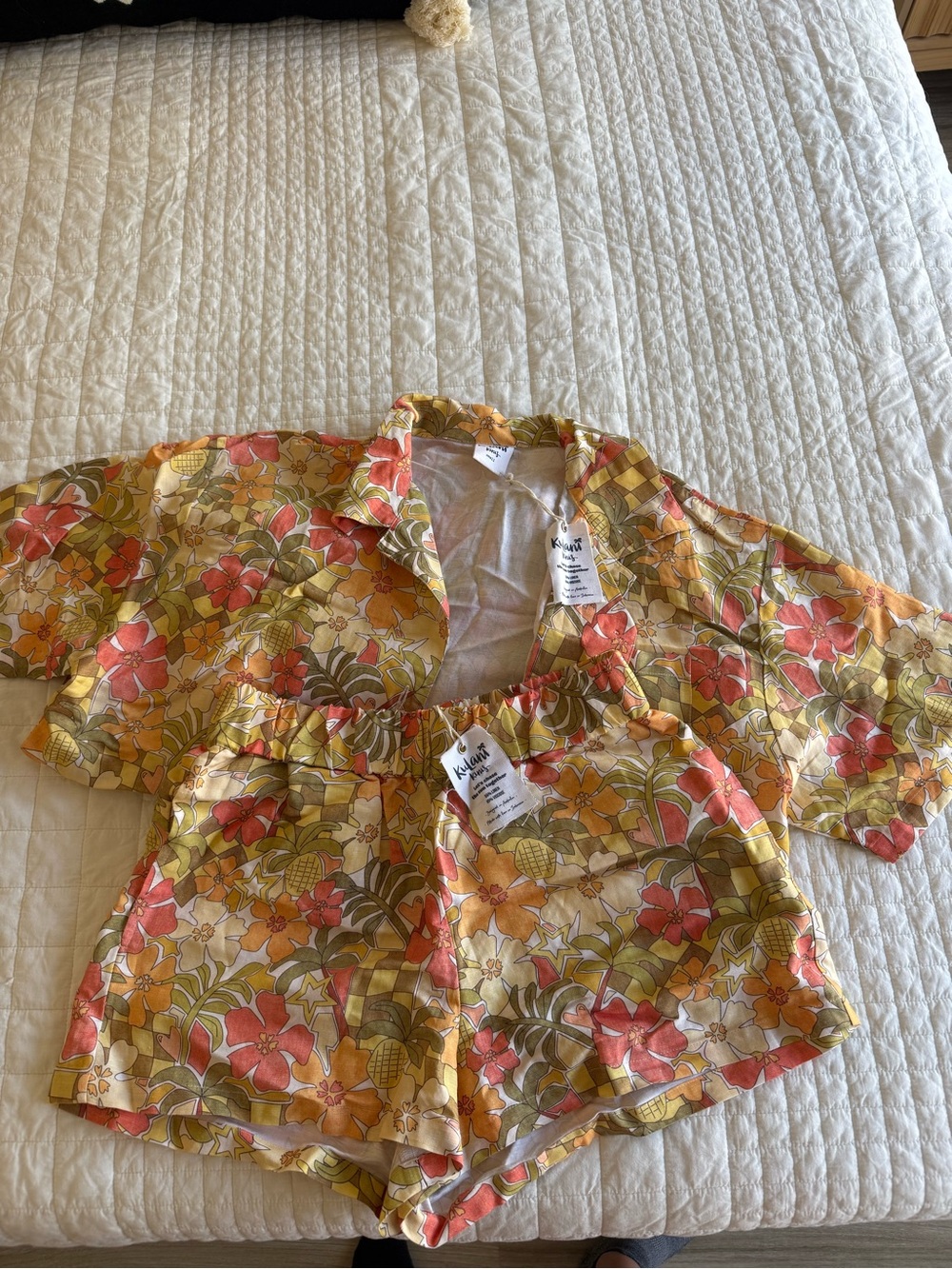 NWT Kulani Kinis Linen Blend Set